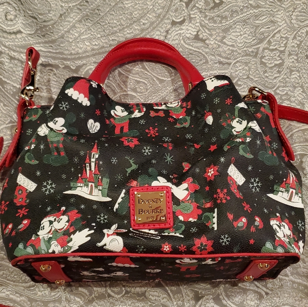 Dooney and bourke woodland bag